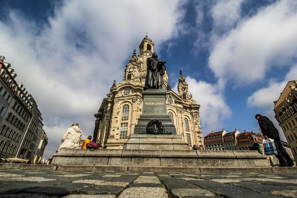 Discover the Art of Scottish Tartan Weaving: Your Comprehensive Workshop Guide for an Unforgettable Adventure